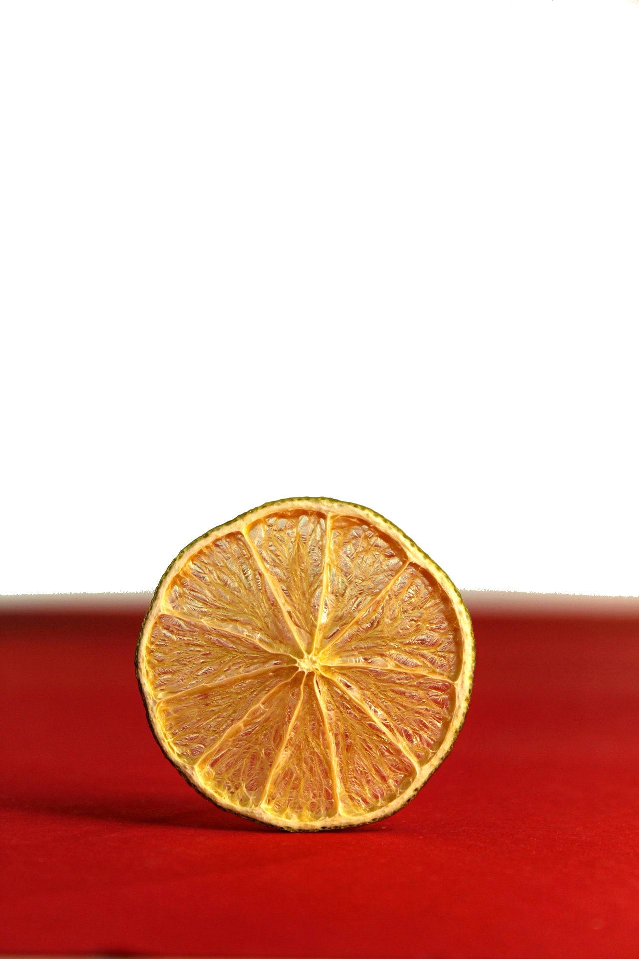 Dried lime chips